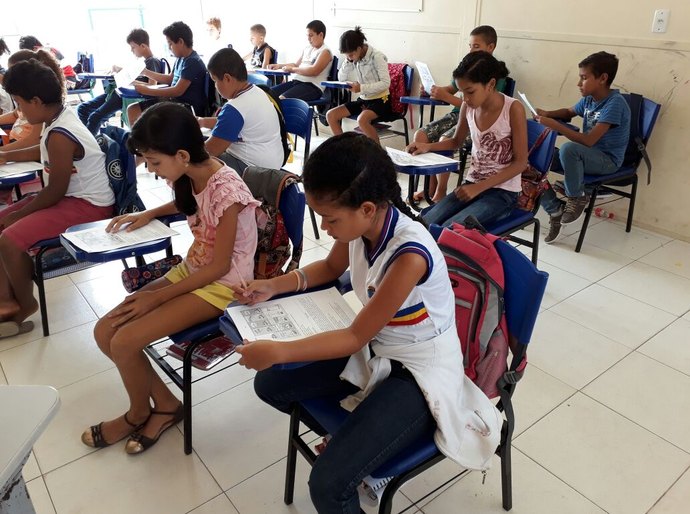 Estudantes de Marechal realizam prova de avaliação do Programa Mais Educação