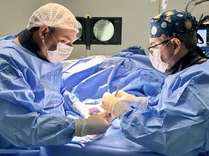 Cinco anos após fratura, paciente recupera movimentos do punho com cirurgia de alta complexidade no Hospital Metropolitano
