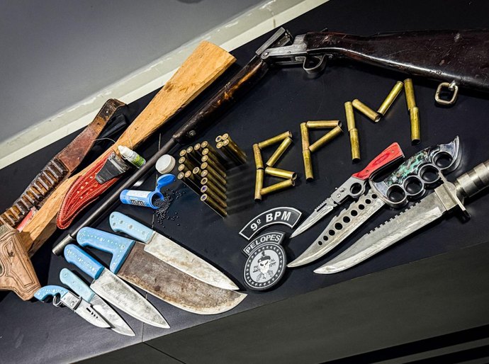 PM apreende armas e drogas durante operações de combate à criminalidade em Roteiro e Inhapi
