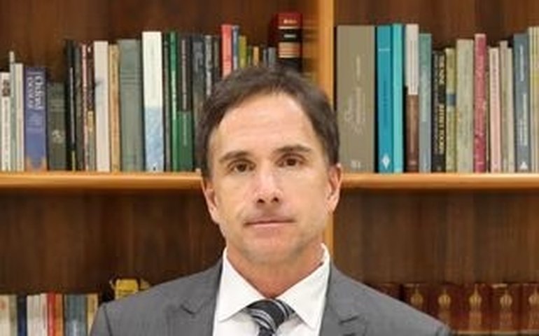 Tribunal afasta juiz Eduardo Appio, desafeto de Moro da Lava Jato