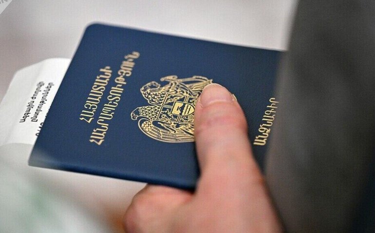 Oposição armênia exige recontagem dos votos em 555 zonas eleitorais, relatam autoridades