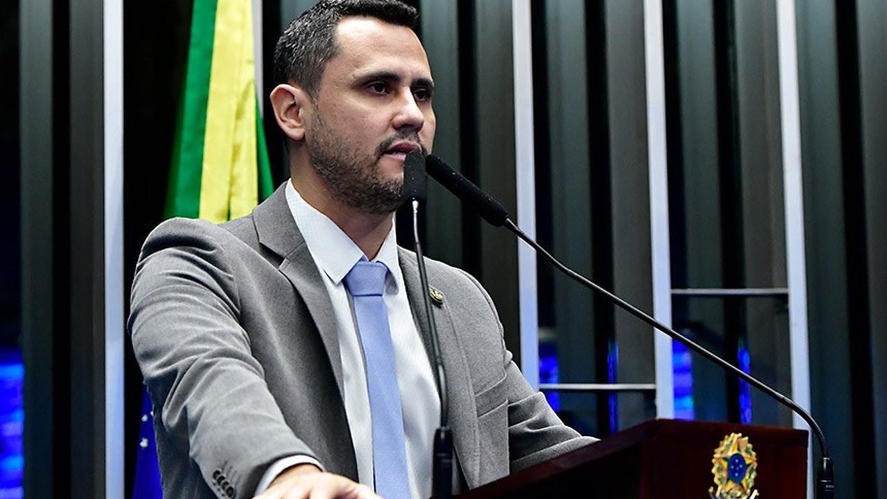 Cleitinho quer imposto a ser cobrado dos partidos
