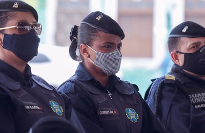 Prefeito do Pilar inaugura ginásio e entrega portes de arma a guardas municipais nesta sexta