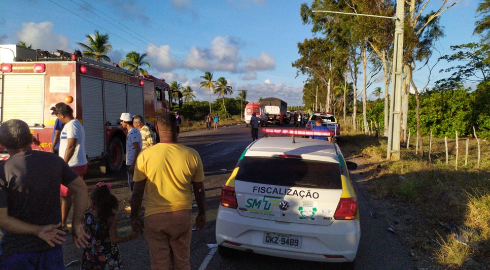 ACIDENTE RODOVIA BARRA / Foto: Alex Carvalho