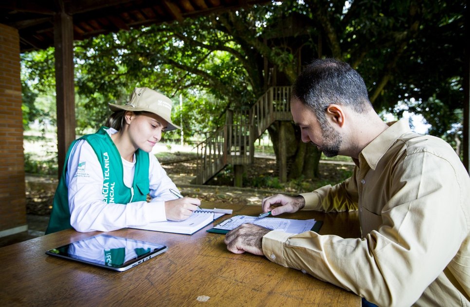 Assistência