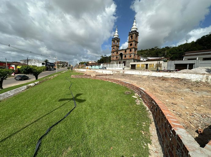 Praça da Igreja Nossa Senhora, em Pindorama, passa por reforma e será novo espaço de convivência para a comunidade