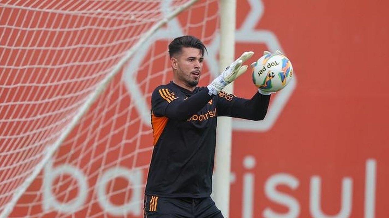 Ivan sofre grave lesão no joelho e Inter estuda possibilidade de buscar novo goleiro