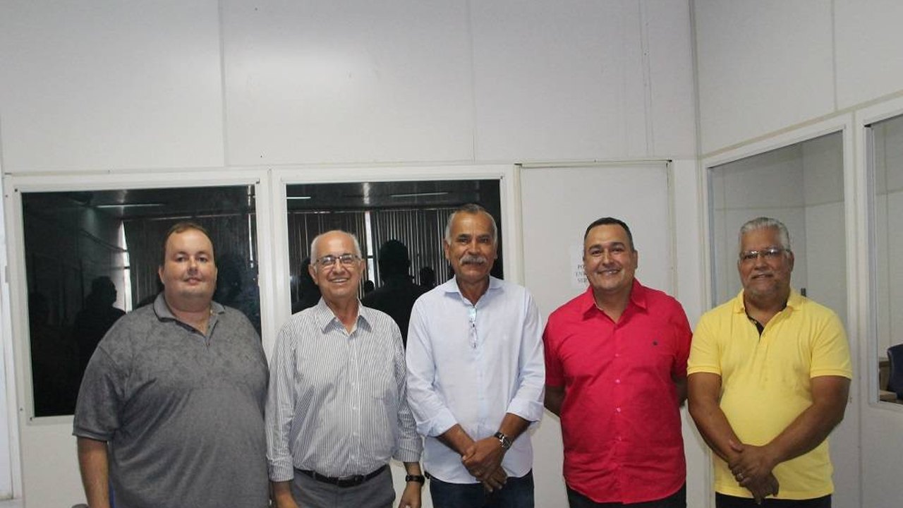 Prefeito dá posse a novo subsecretário de desenvolvimento rural