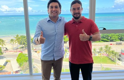 Rodrigo Valença se reúne com representante da juventude política de Penedo