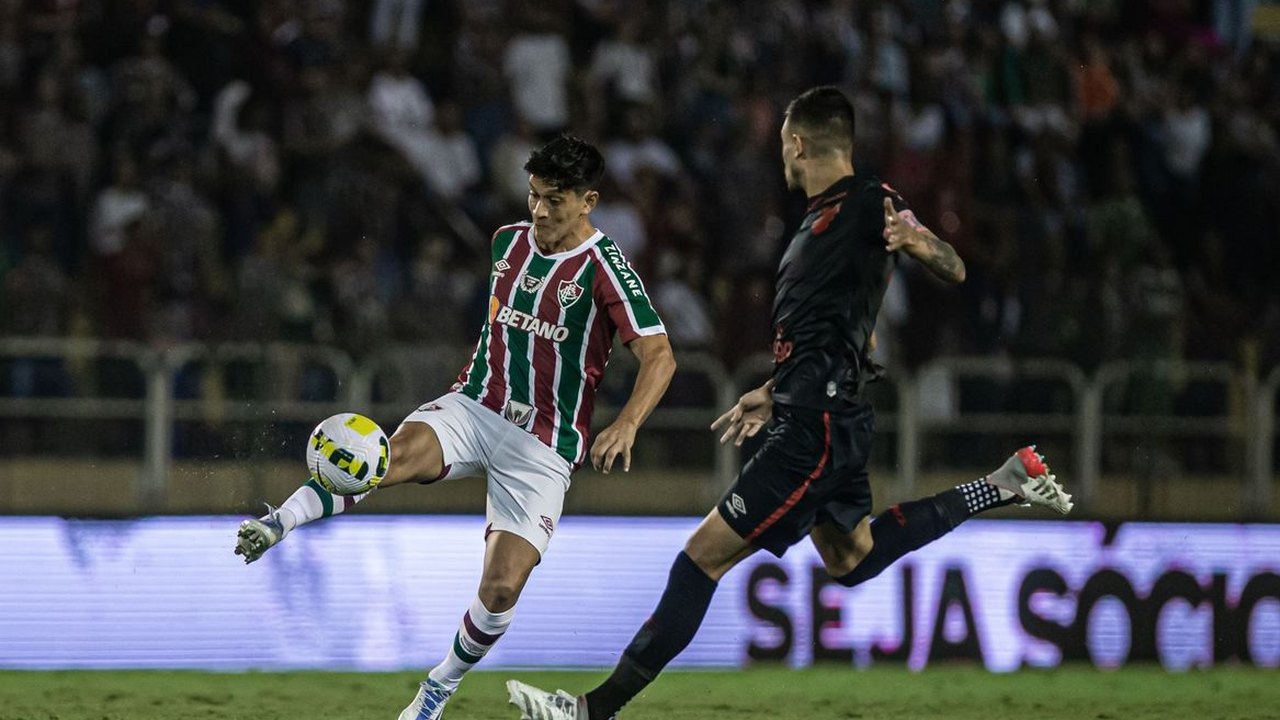 Brasileiro: Fluminense e Athletico medem forças no Maracanã