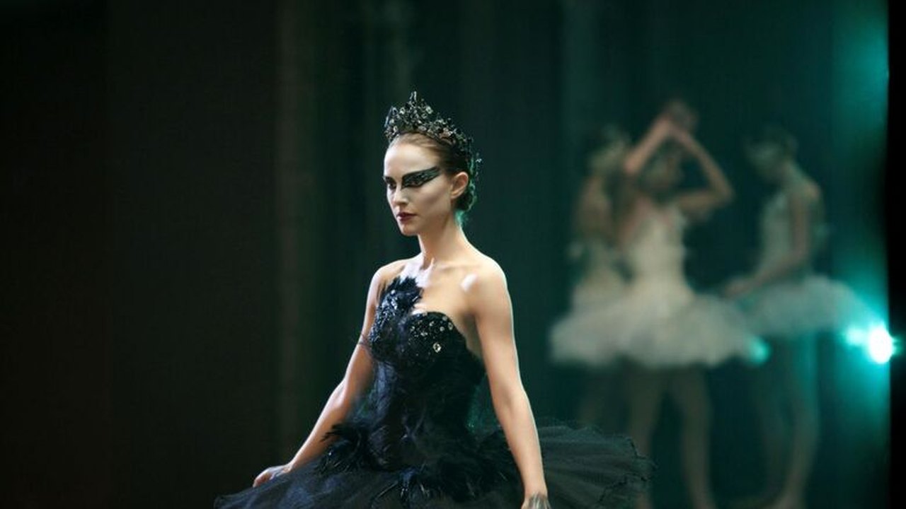 Cisne Negro encena a tradicional coreografia ‘O Quebra-Nozes’