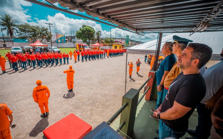 Governo Trabalhando: Paulo Dantas inaugura Academia de Bombeiro Militar em Arapiraca