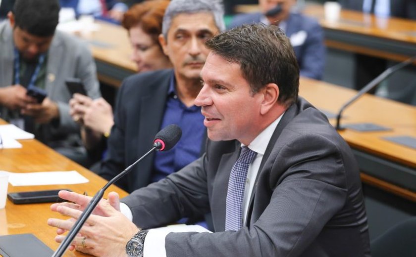 Comissão aprova aumento de pena para sequestro quando refém for usado como escudo