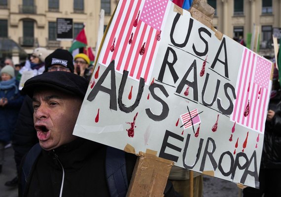 Órfã dos EUA? Europa precisa virar 'adulta' e aprender a se defender sozinha, opina especialista