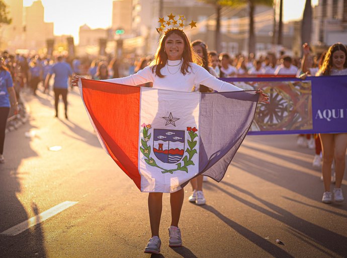 Alagoas completa 208 anos celebrando legado de Nise da Silveira em desfile cívico estudantil