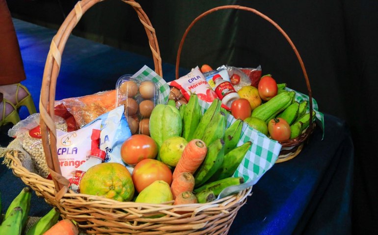 Cooperativas e empreendimentos solidários da agricultura familiar podem participar de chamada pública da merenda