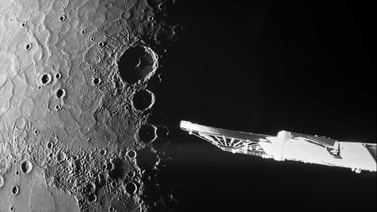 Duas espaçonaves se aproximam de Mercúrio após uma viagem de quase uma década.