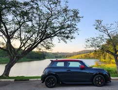 MINI John Cooper Works reforça posicionamento esportivo no Brasil - Sérgio Dias (2).jpeg 