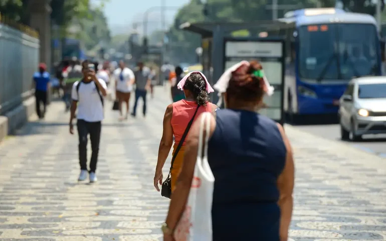 Última semana de agosto terá chuvas passageiras e altas temperaturas em Alagoas