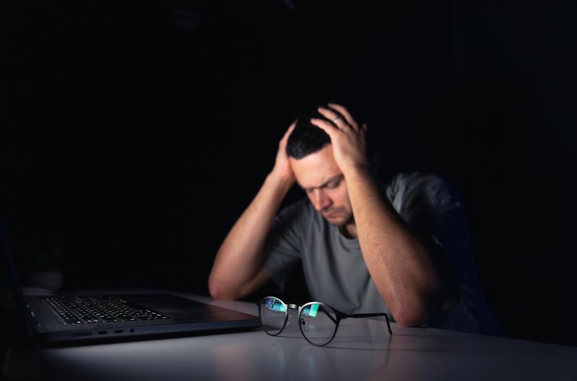 Sucesso profissional em tempos de exaustão: por que tanta gente competente sente que está falhando