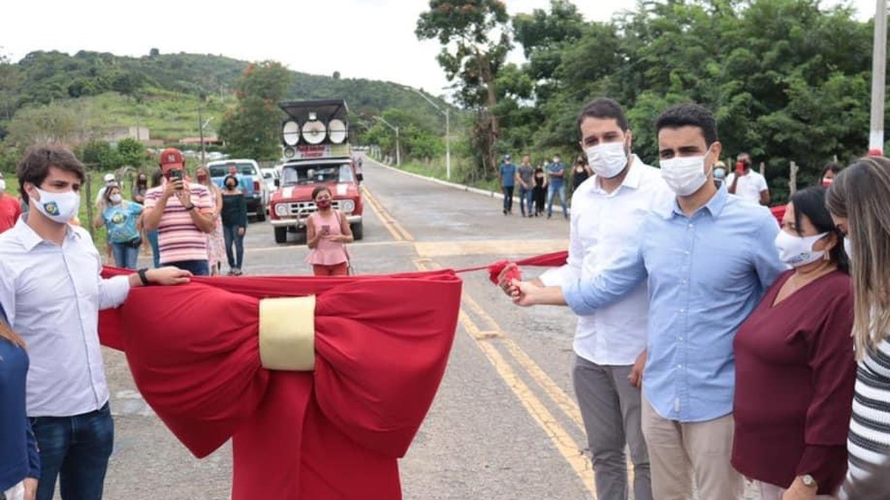 Emancipação de Santana do Mundaú é marcada por entrega de obras e Live do Bem