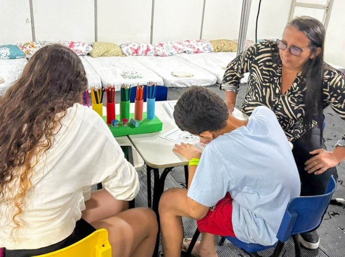 Prefeitura oferece espaço kids para filhos de garis e permissionários no Verão Massayó 2026