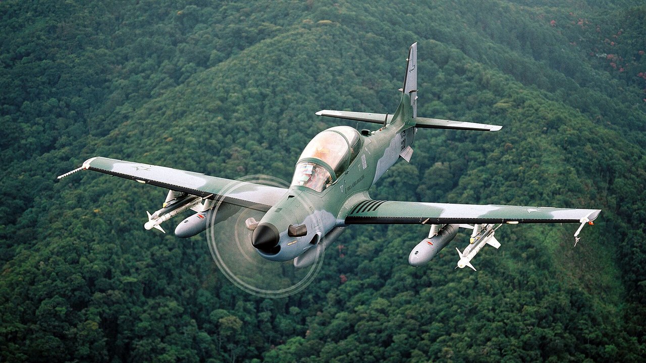 Exportação de Super Tucanos da Embraer para o Paraguai terá investimento de R$ 600 milhões do BNDES