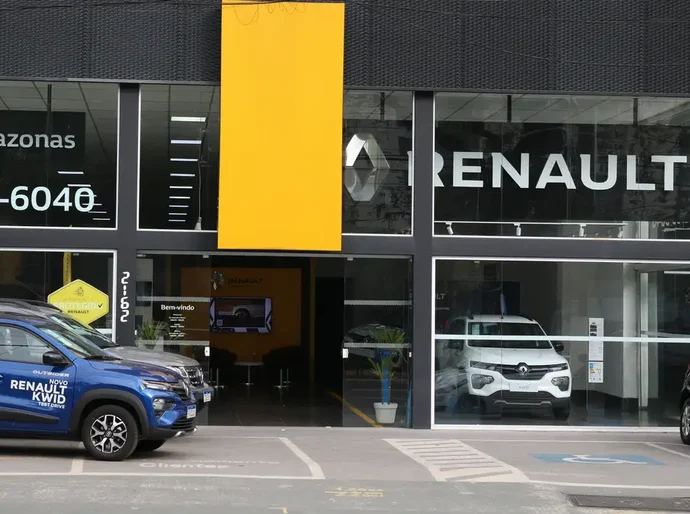 Vendas de veículos novos caem 0,38% em janeiro, diz Fenabrave