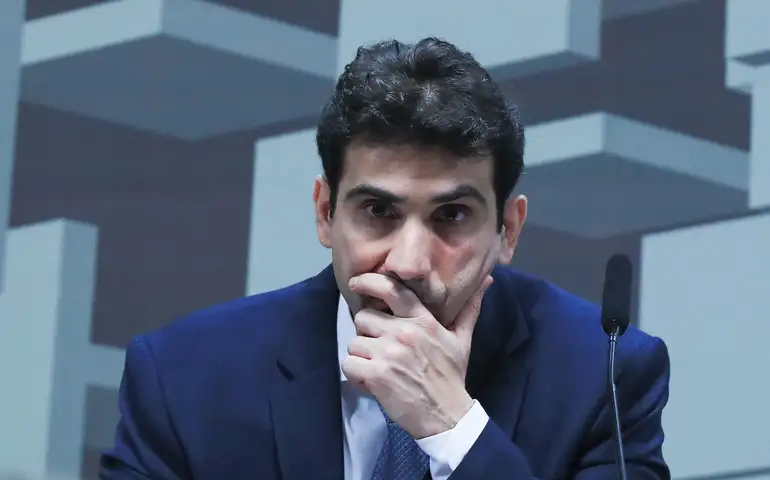 Galípolo: Meta de inflação não é tema para diretor do BC -