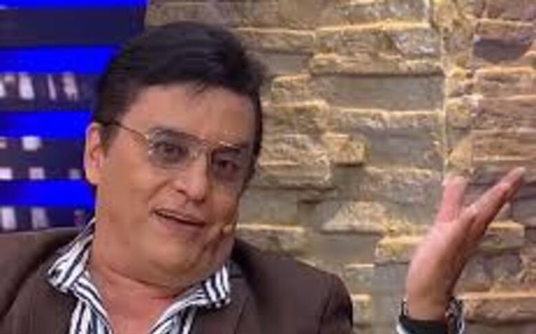 Cantor Nahim recebe prêmio importante. Saiba qual é!