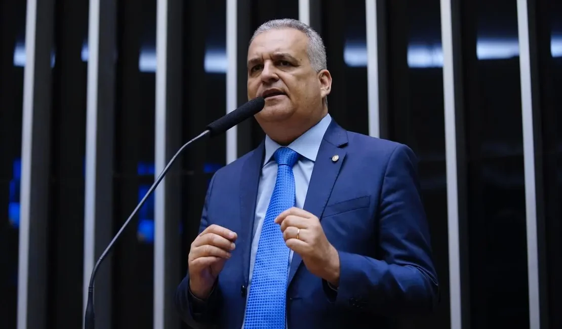 “Ladrão na política em AL não falta não. Tem mais gente para indiciar”, dispara Gaspar após PF atribuir crimes a governador