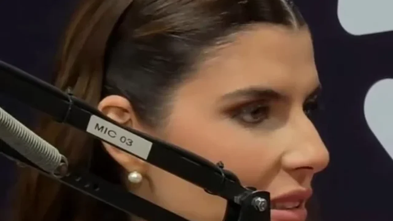 Antes mesmo de chegar à feira, JHC já apresentou sua federal em Palmeira: a esposa Marina Cândia