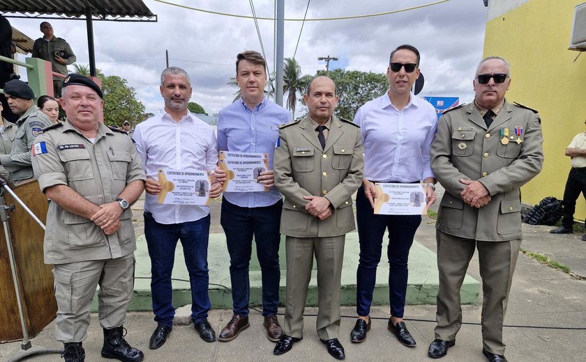 3° Batalhão da PM celebra 42 anos com solenidade e homenagens, em Arapiraca