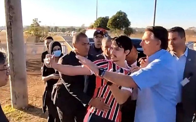 Youtuber que chamou Bolsonaro de ‘tchutchuca do Centrão’ entra para o MBL