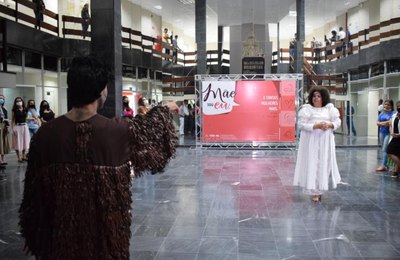 TCE-AL recebe apresentação artística sobre ética no serviço público