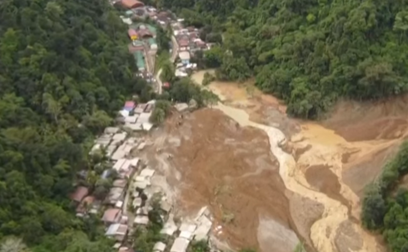 Jovem é resgatada nas Filipinas 60 horas após deslizamento de terra: 'um milagre'