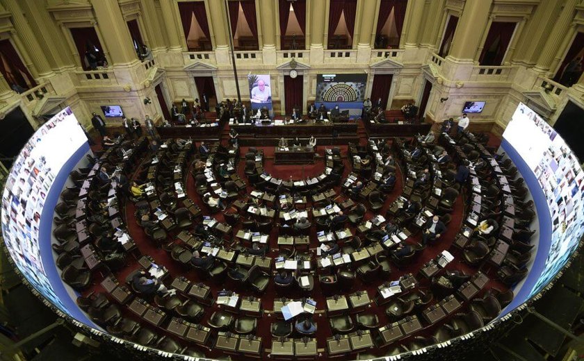 Câmara da Argentina aprova imposto sobre grandes fortunas