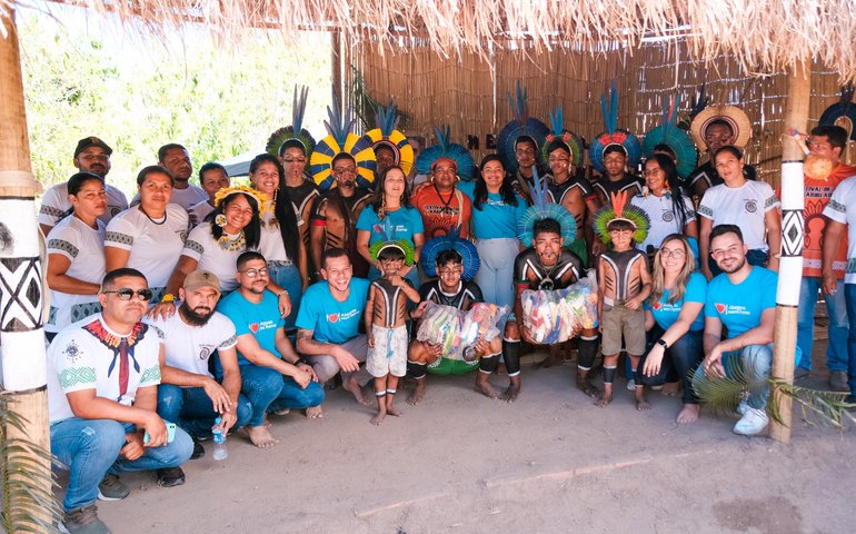 Alagoas Sem Fome doa alimentos, enxovais e material esportivo para aldeia indígena Kariri-xocó
