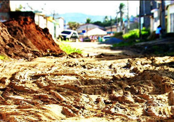 Denúncias no Fantástico da TV Globo mostram desvio de verba em cidades devastadas por enchente