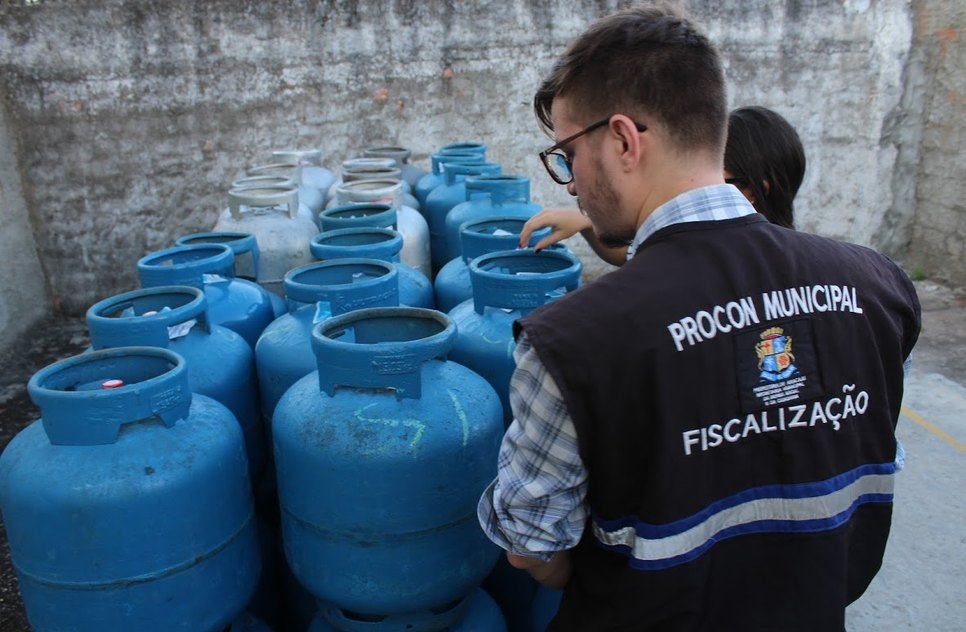 Fiscalização gás de cozinha / Foto: Fotos: Ascom/Semdec