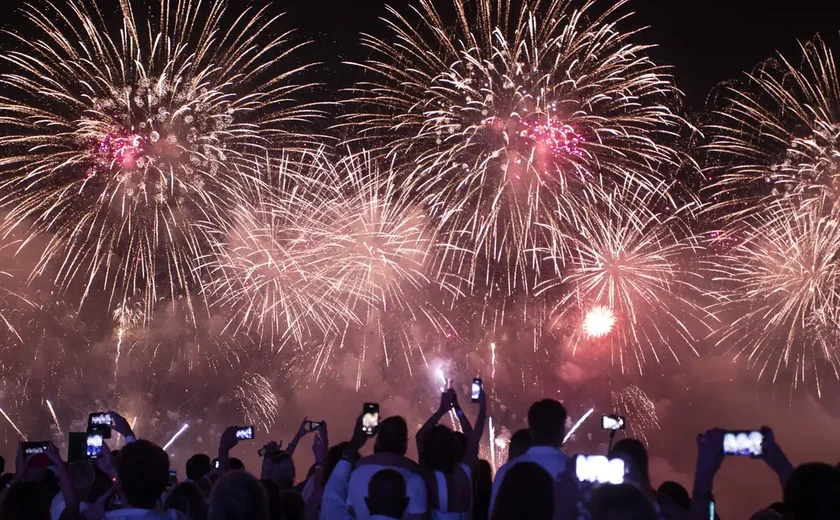 Médicos alertam sobre riscos do manuseio de fogos de artifício