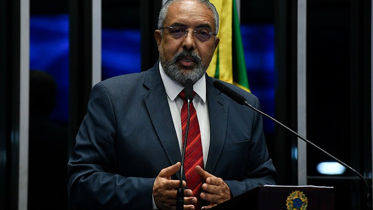 Paim chama a atenção para dificuldades enfrentadas por pessoas com deficiência