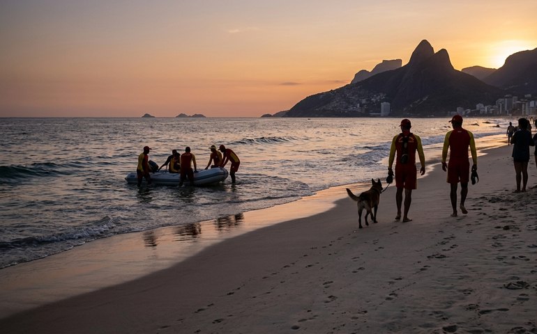 Veja o que se sabe sobre advogada que morreu após desaparecer na Praia do Leblon
