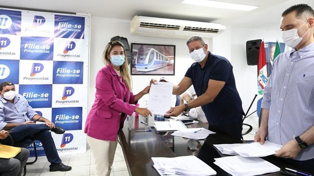 Prefeita Ângela Vanessa comemora novos recursos para investimentos em São José da Laje
