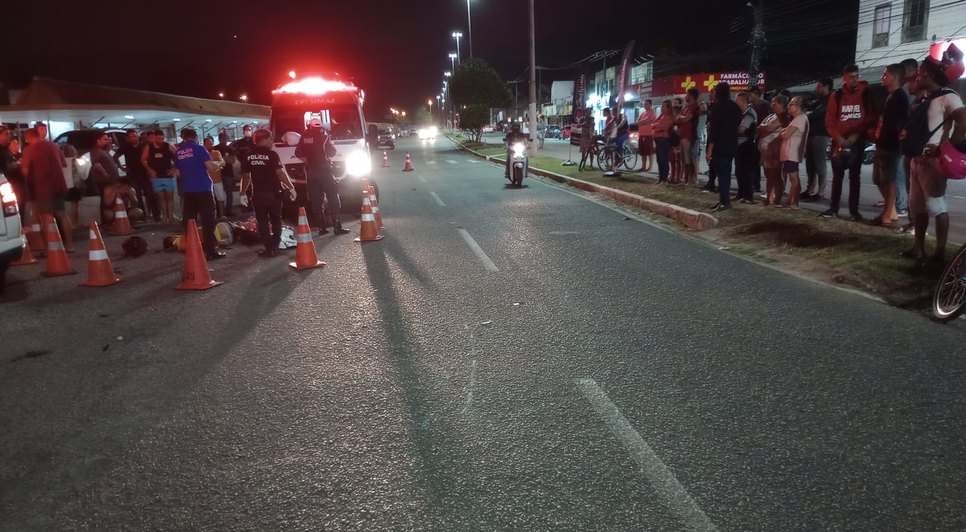 Acidente entre moto e ônibus coletivo deixa homem morto na Grande Aracaju