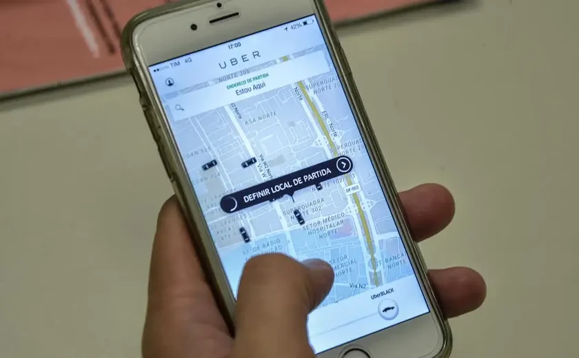 'Precisei usar app com carro blindado para me sentir segura', diz vítima de roubo na Faria Lima