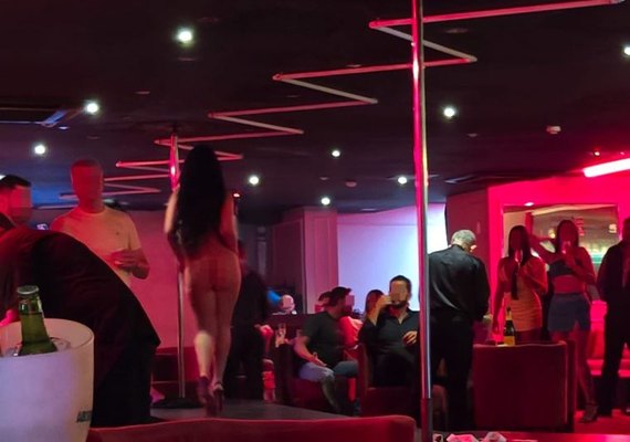 Prefeitos caem na gandaia em Brasília com garotas de programa, após a marcha