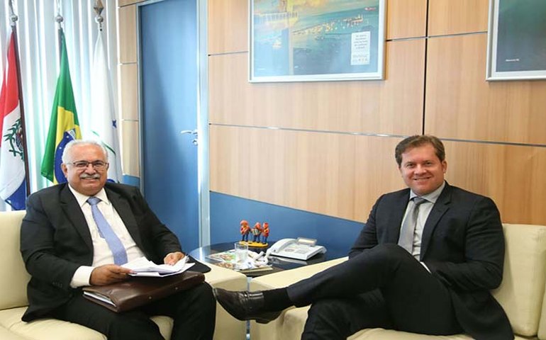 Teófilo garante cerca de R$ 40 milhões para investimentos em Arapiraca