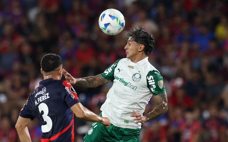 Vitória do Palmeiras  garante classificação antecipada