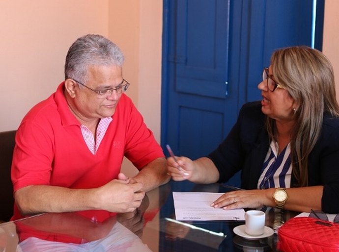 Iolanda Alcântara empossa novos secretários em Marechal Deodoro